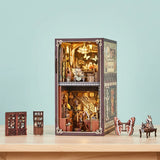 Butterfly Collection Room - DIY Book Nook Kit